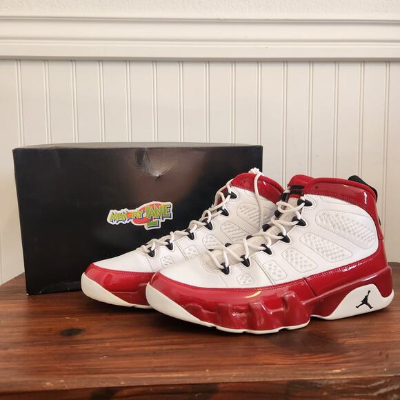 Gym Red Jordan 12 Mens Black And White Jordan 12 Red And White